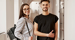 Czy warto iść do szkoły policealnej po 30-stce? Korzyści i perspektywy przekwalifikowania