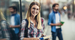 Czy szkoła policealna daje status ucznia?