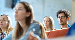 Jak zdać egzamin zawodowy za pierwszym razem? Praktyczne wskazówki dla słuchaczy szkół policealnych