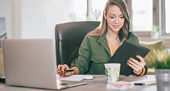 Czy własna działalność gospodarcza wlicza się do stażu pracy?