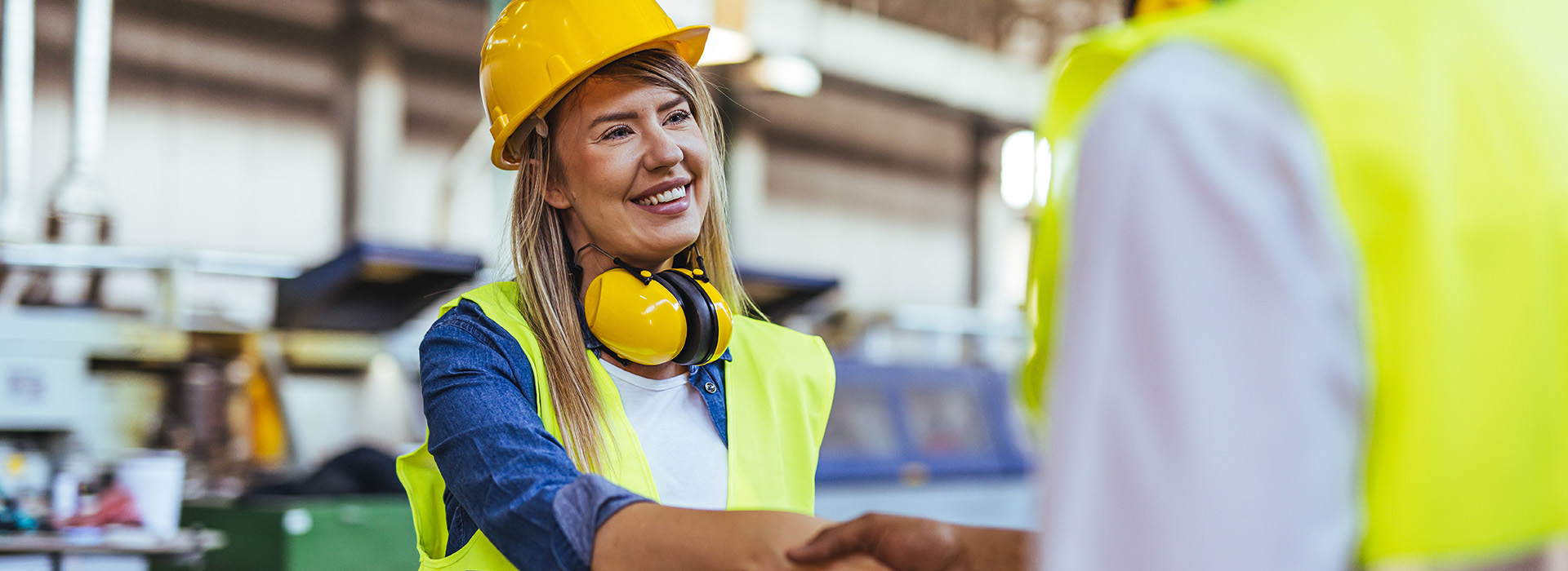 Jak zmienić zawód po 30? Zostań technikiem BHP i zdobądź stabilną pracę