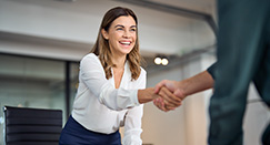 Praca bez studiów – w jakich branżach zarobisz najwięcej z dyplomem technika?