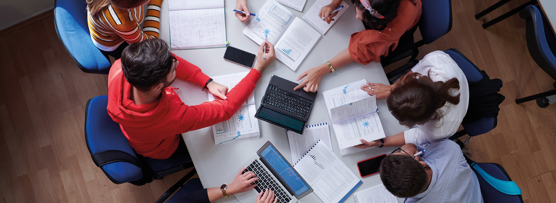 Jakie wymagania trzeba spełnić, żeby dostać się na kierunek technik informatyk?