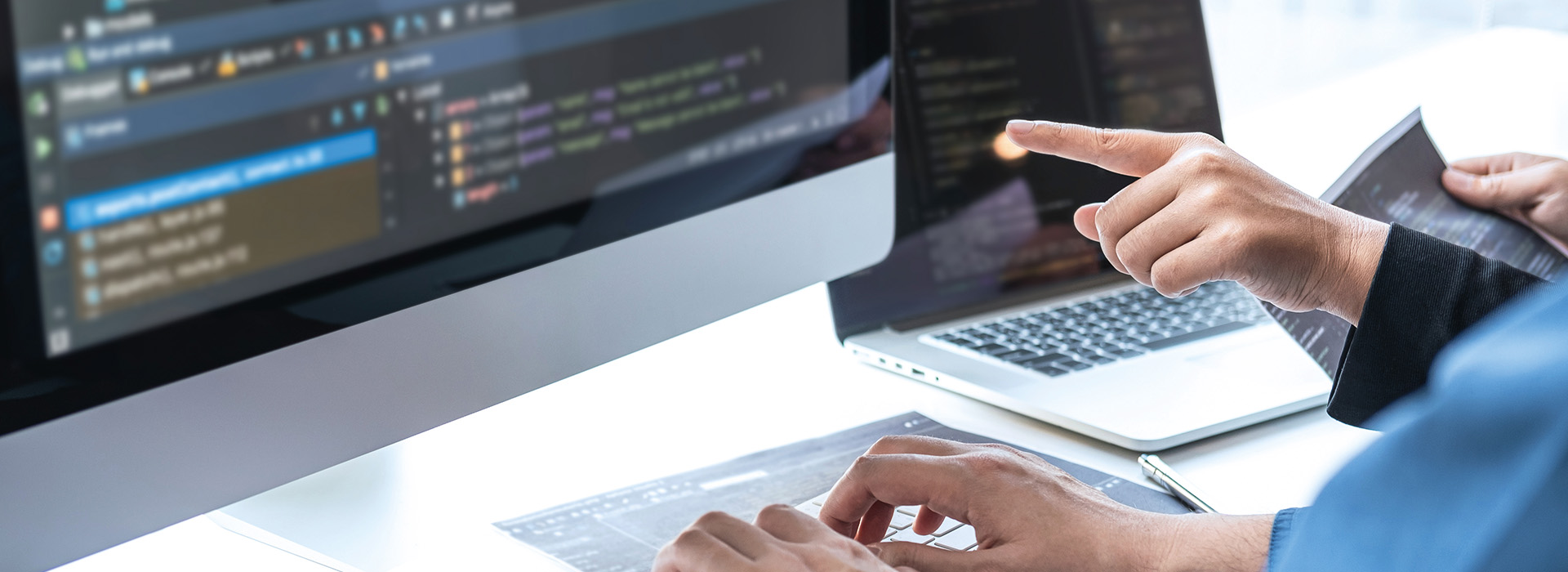 Kwalifikacyjne Kursy Zawodowe dla dorosłych – jak zostać technikiem programistą?