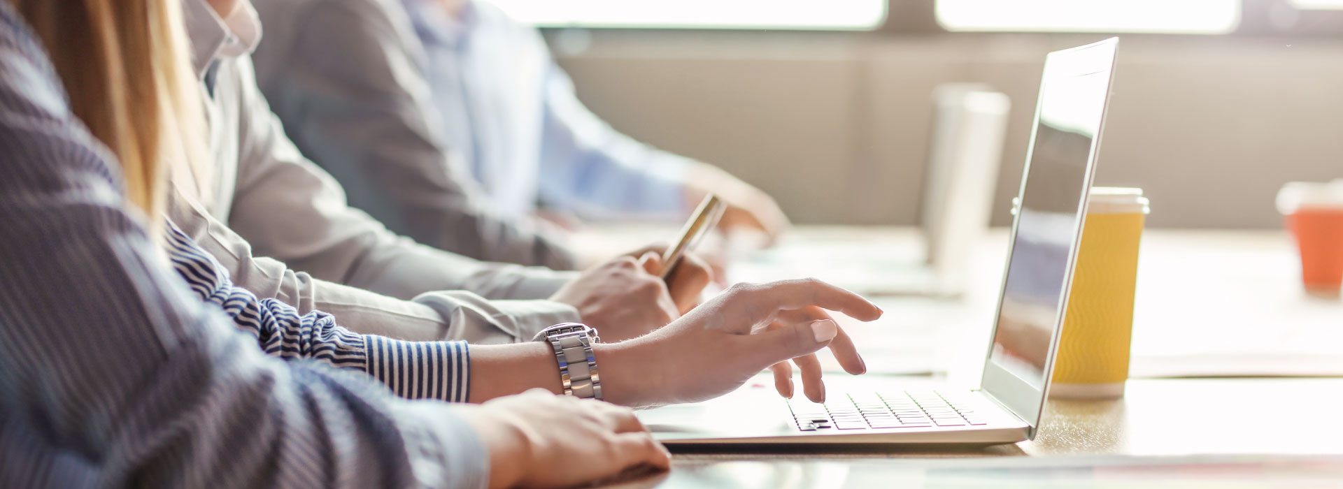 Kurs administracji – jakie kompetencje zapewnią Ci awans w korporacji?